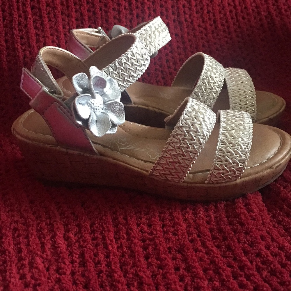 Little girls silver Born Sandals size 11.
